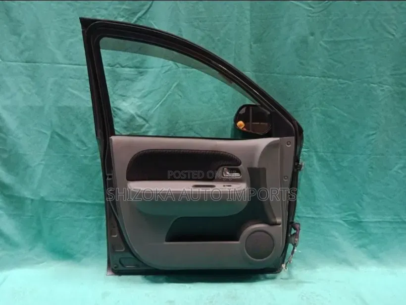 F Door Assy Lh Toyota Sienta  2007