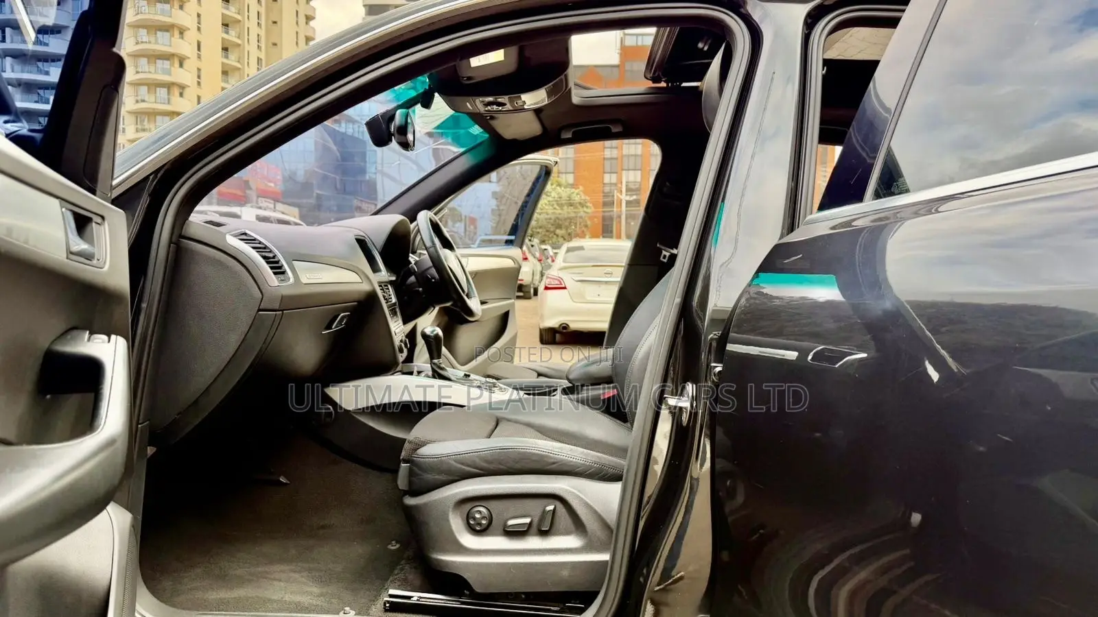 Audi Q5 2.0T Premium Quattro 2012 Black