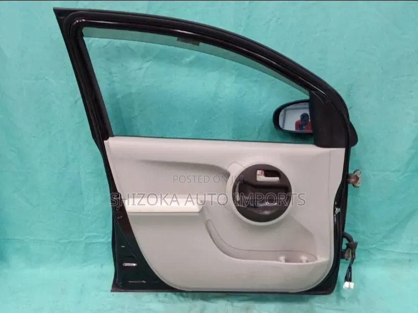 F Door Assy Lh Toyota Passo  2011