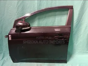 F Door Assy Lh Toyota Avensis Wagon 2012