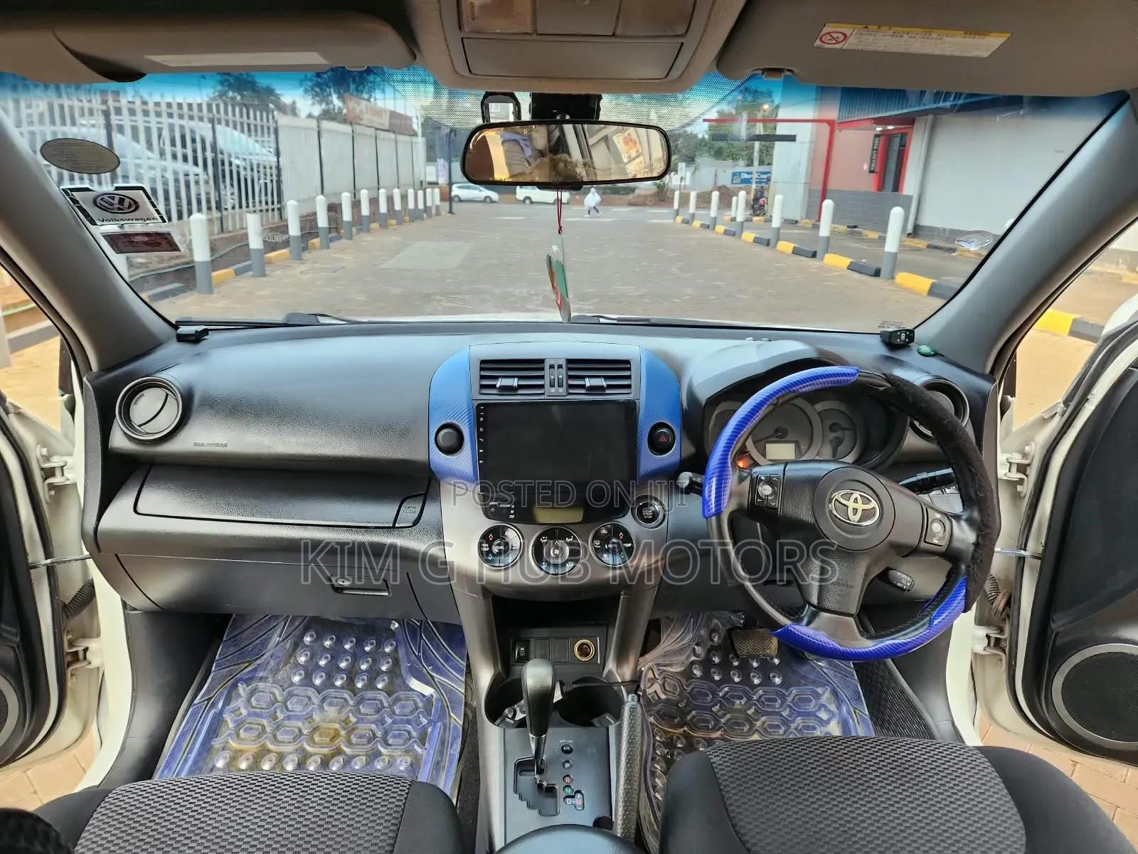 Toyota RAV4 2011 Pearl