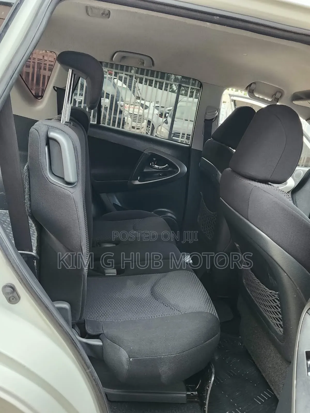 Toyota RAV4 2011 Pearl