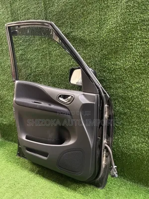 F Door Assy Lh Nissan Serena C26 2013