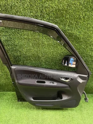 F Door Assy Lh Nissan Serena C26 2013