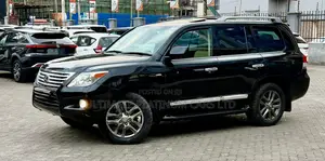 Lexus LX 570 2010 Black