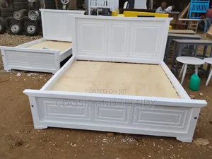 White 6x6 Panelled Bed
