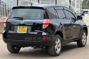 Toyota RAV4 2010 Black