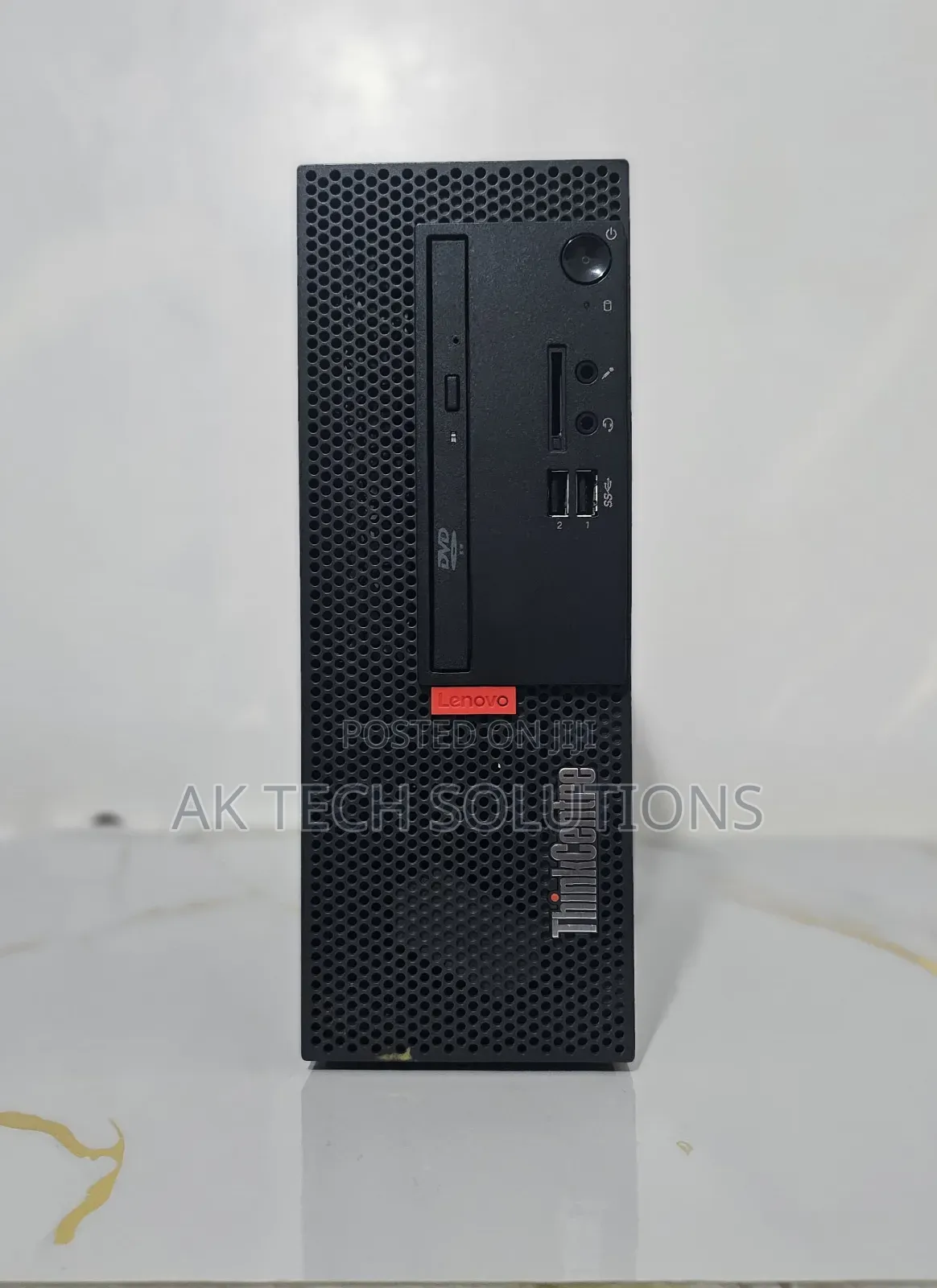 Desktop Computer Lenovo 8GB Intel Core i5 SSD 256GB