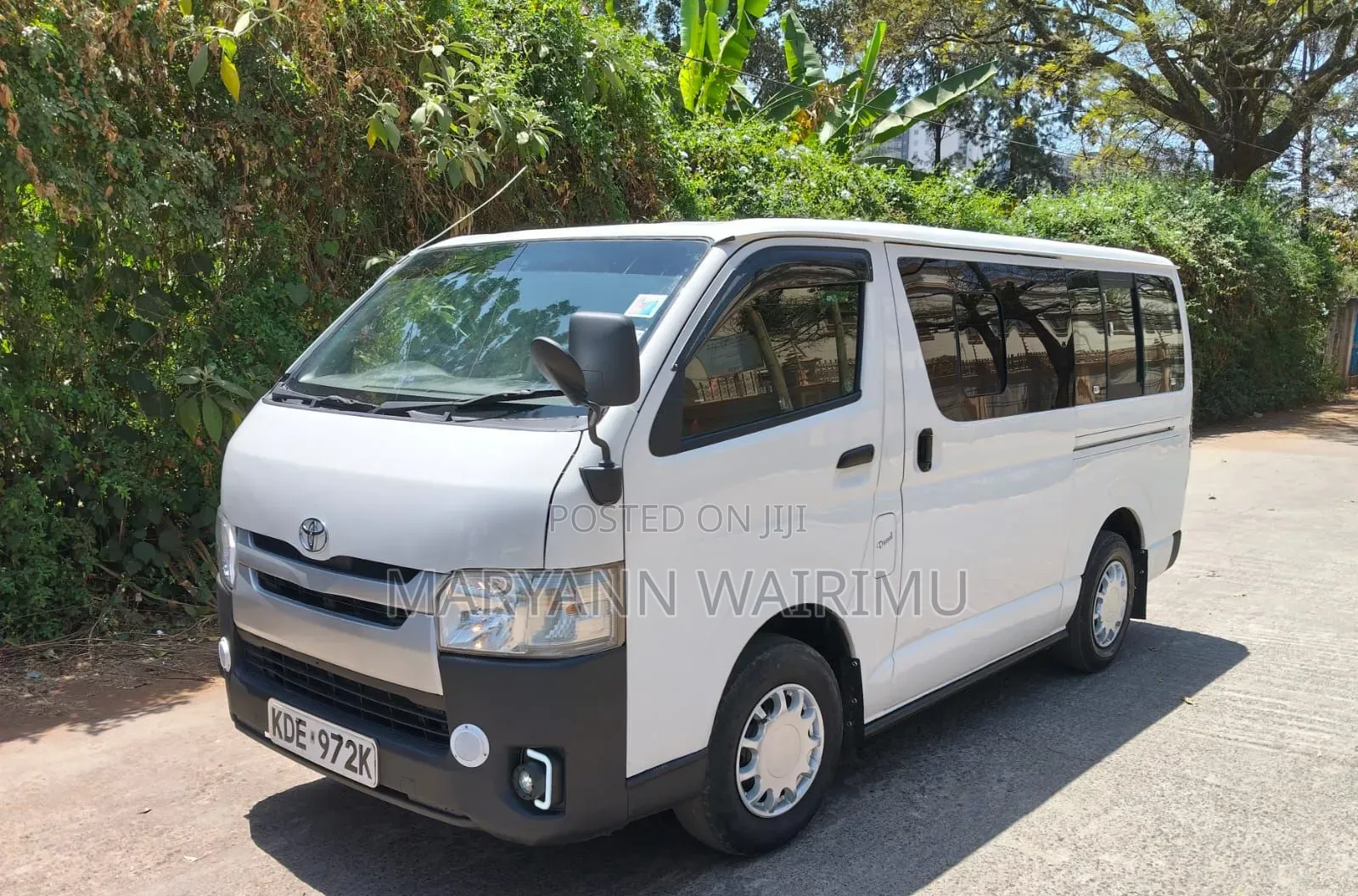 Toyota HiAce 2015 White