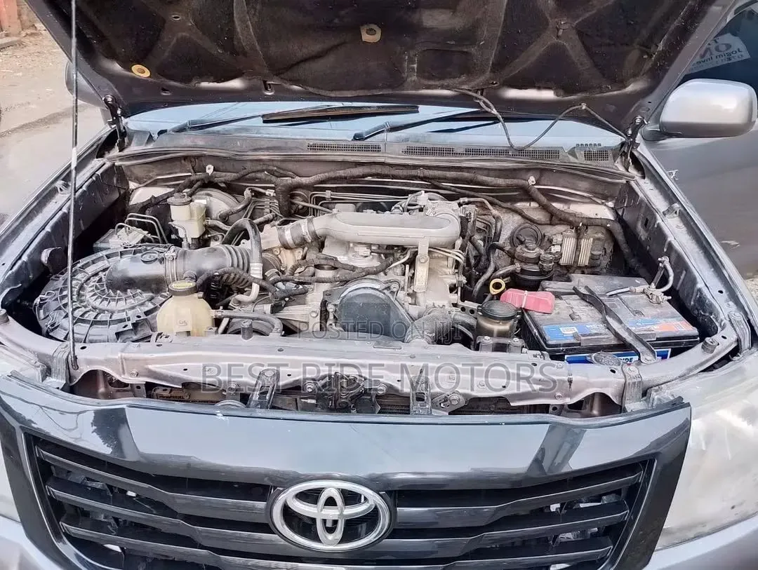 Toyota Hilux 2013