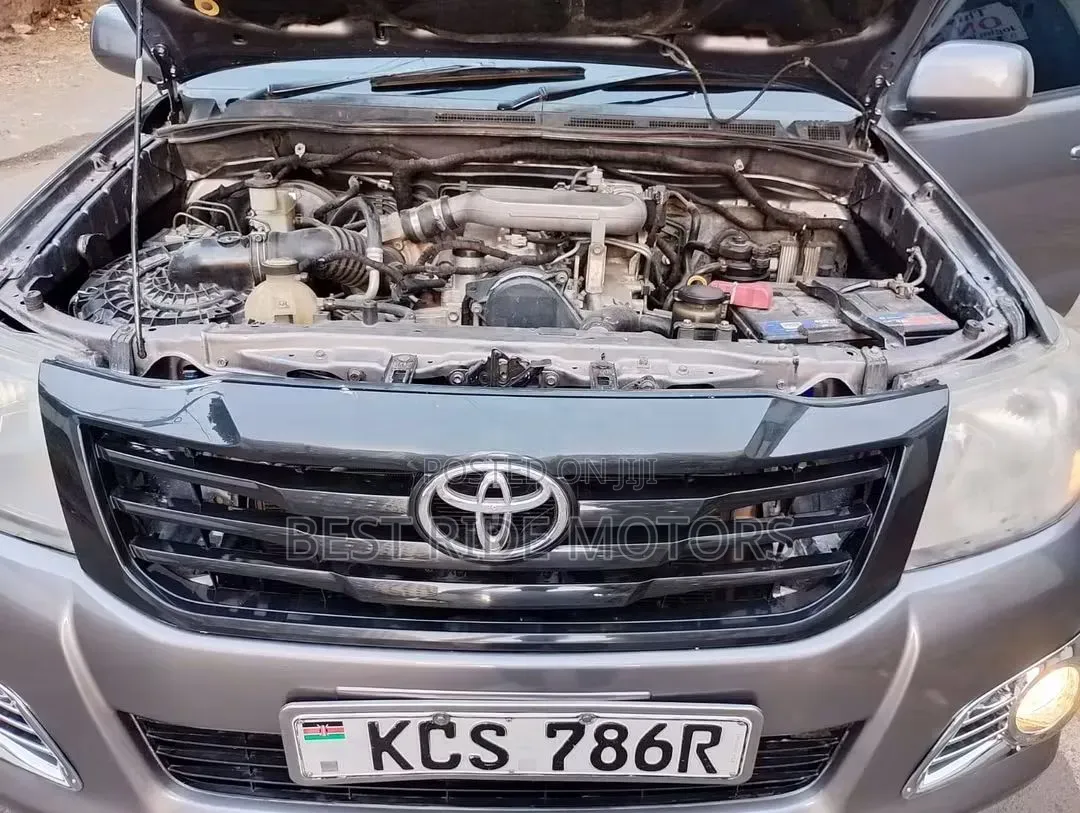Toyota Hilux 2013