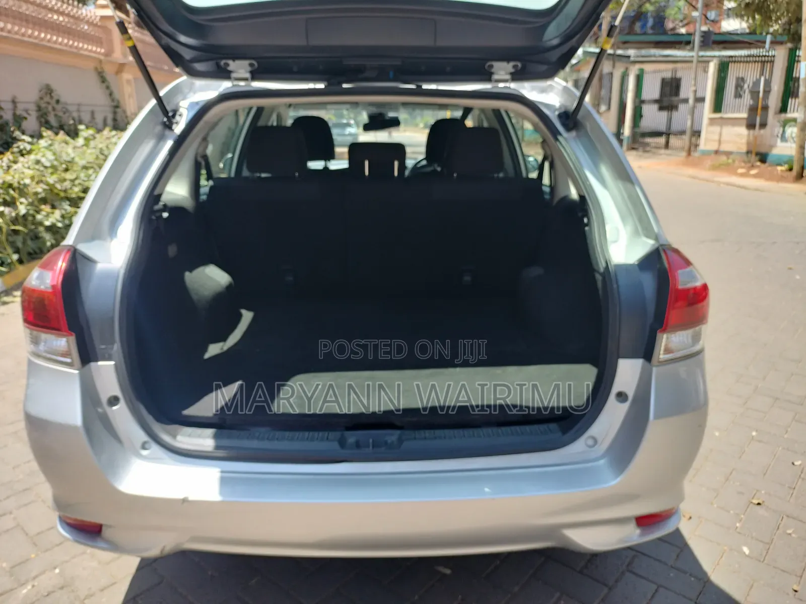 Toyota Corolla Fielder 2018 Silver