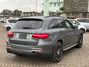 Mercedes-Benz GLC-Class 2020