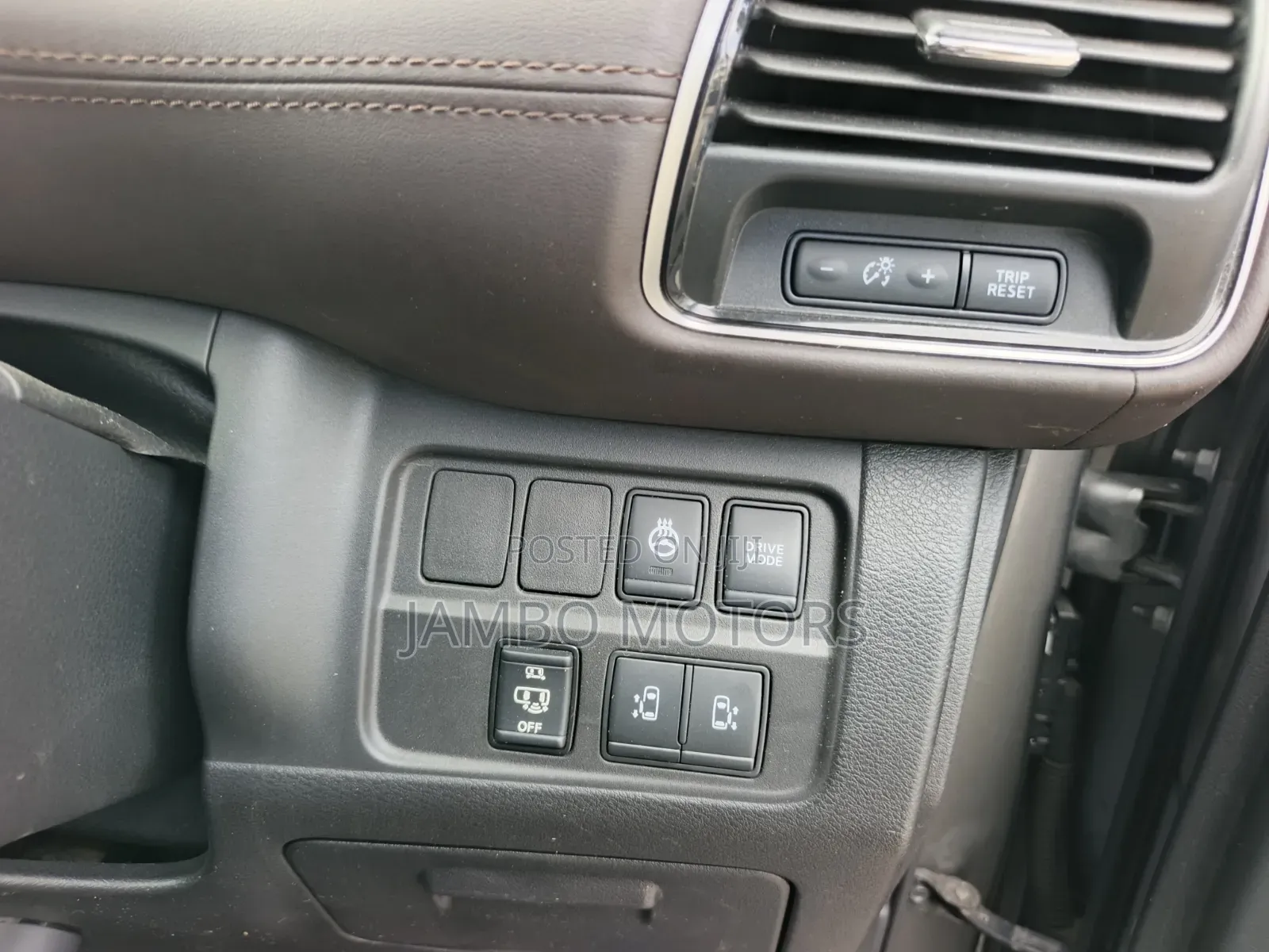 Nissan Serena 2021 Gray