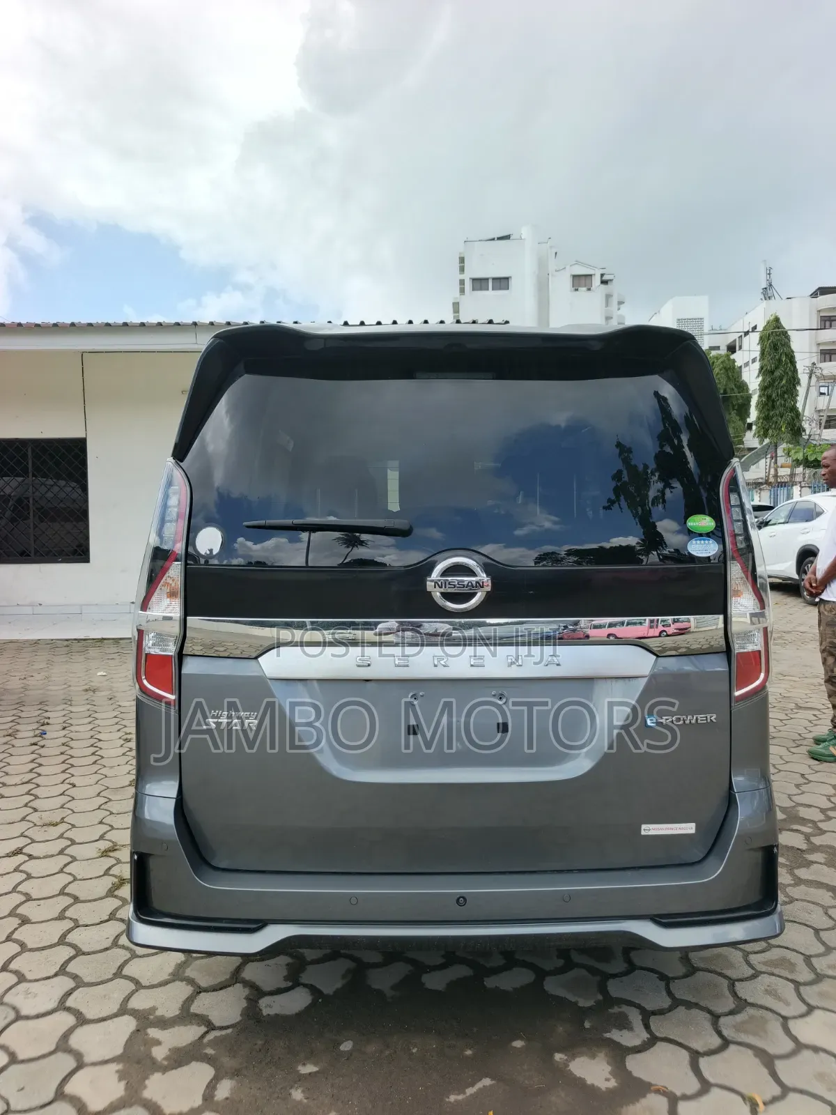 Nissan Serena 2021 Gray