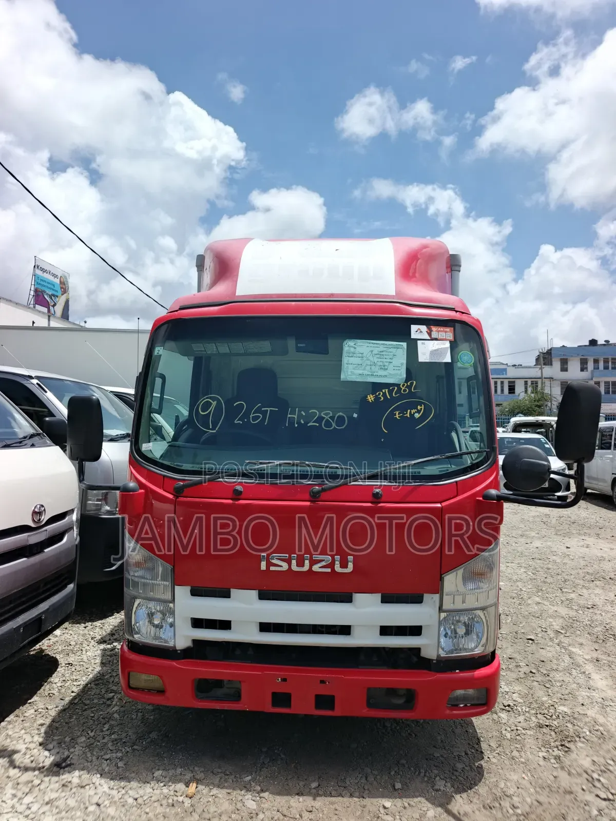 Isuzu Elf 2020 Red