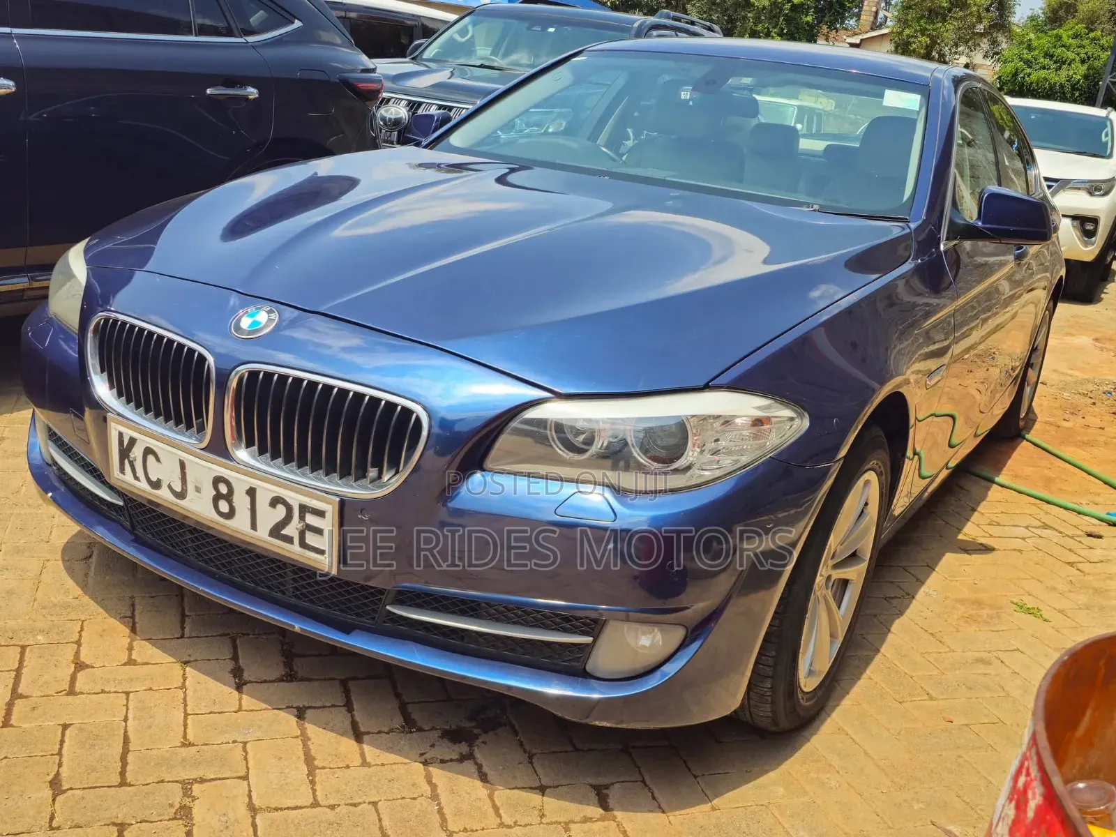 BMW 520i 2009 Blue