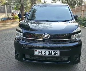 Toyota Voxy 2014 Black