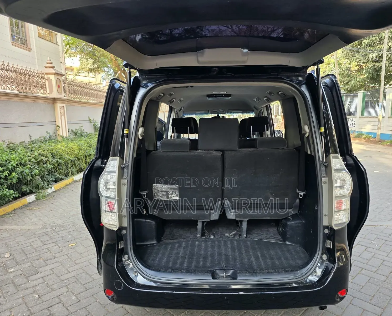 Toyota Voxy 2014 Black