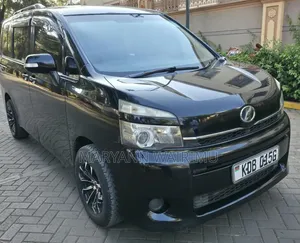 Toyota Voxy 2014 Black