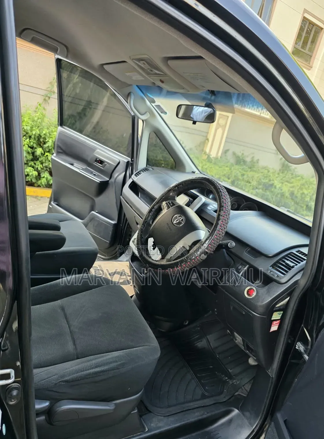 Toyota Voxy 2014 Black