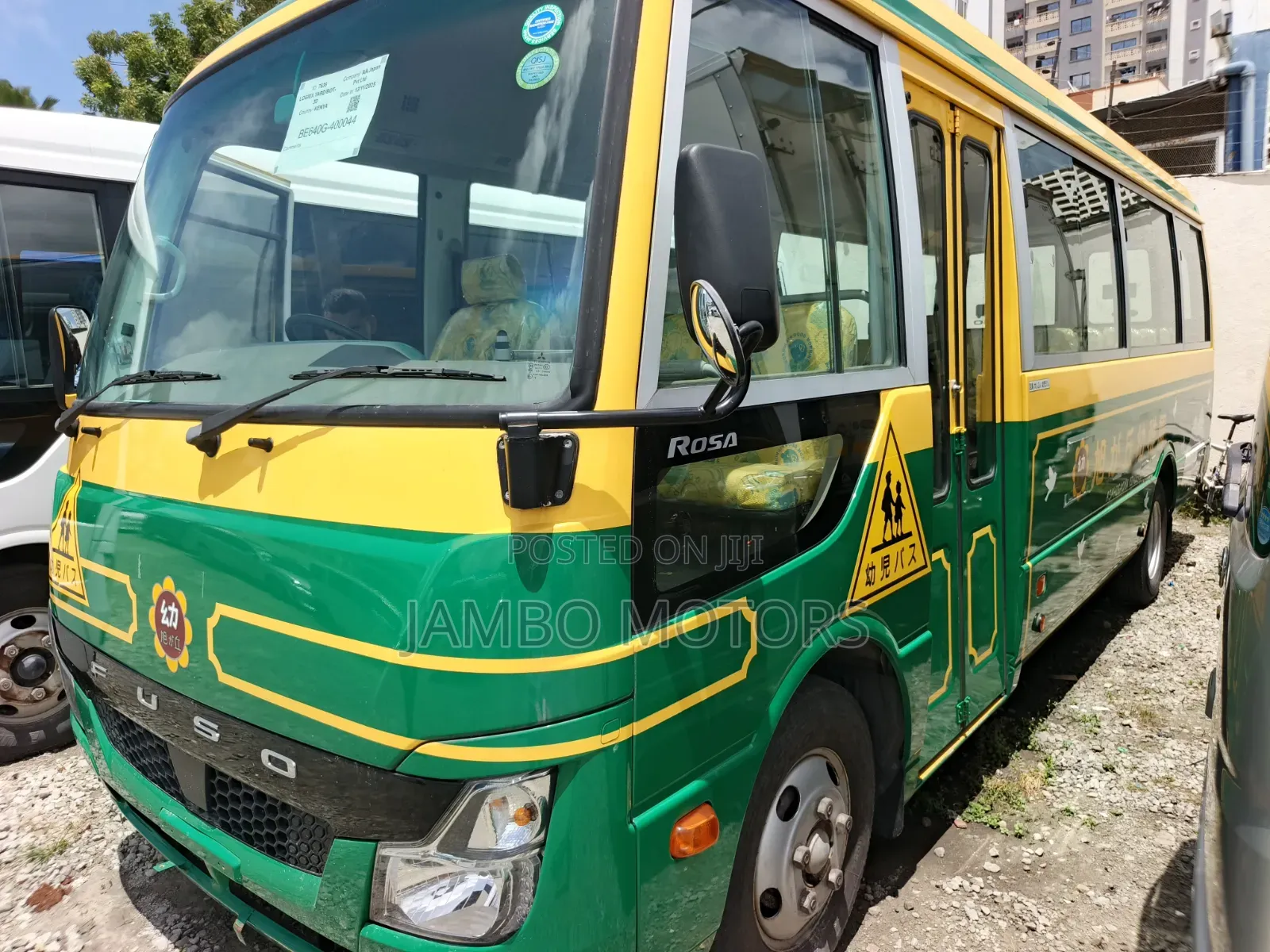 Mitsubishi Fuso Rosa 2020 Green