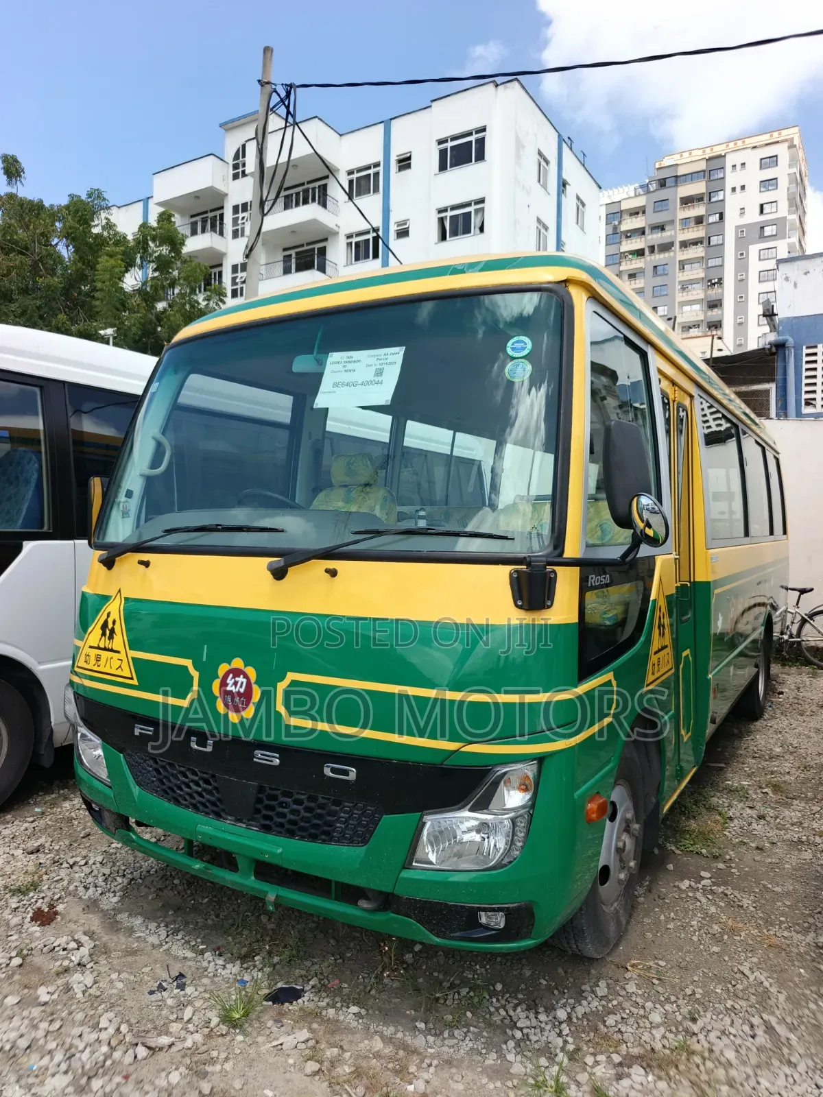 Mitsubishi Fuso Rosa 2020 Green