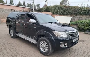 Toyota Hilux 2012 Black