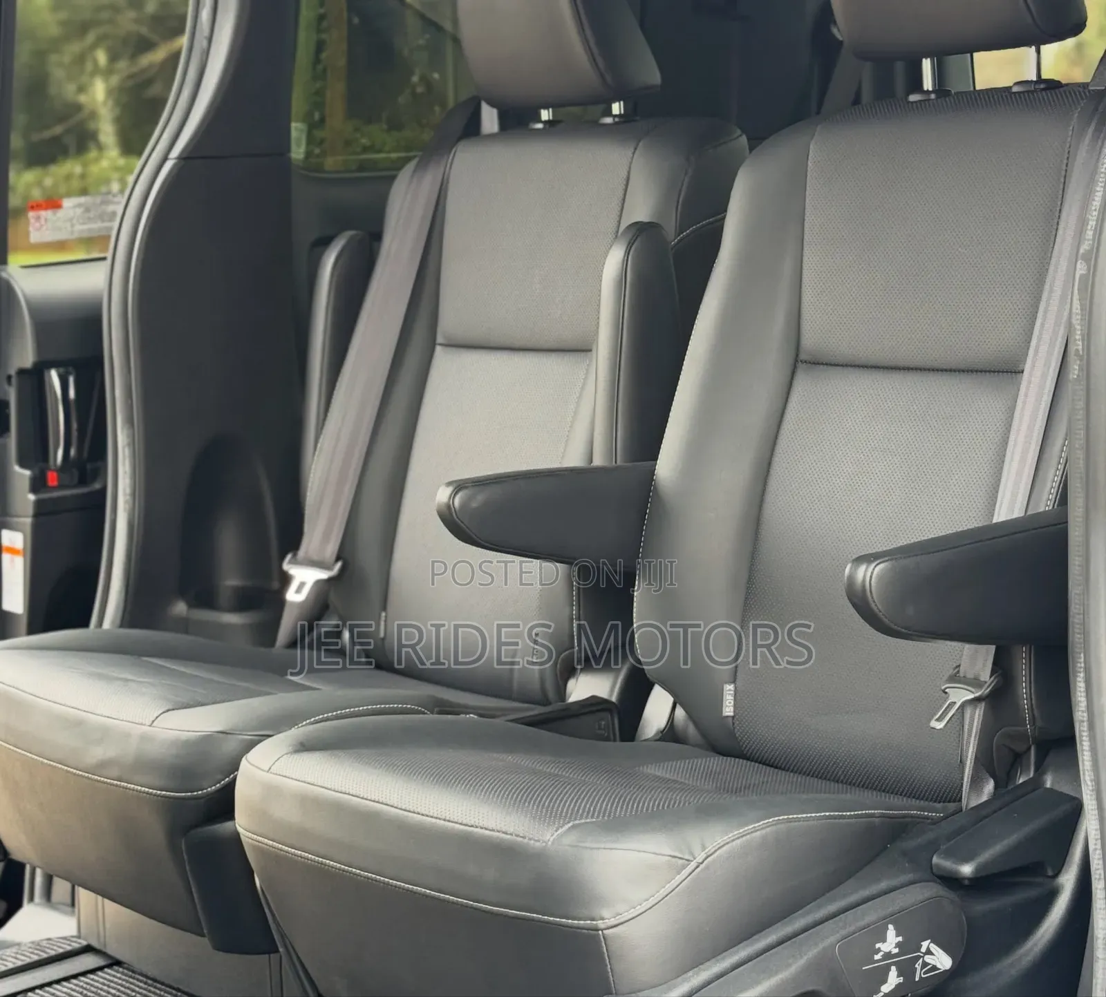 Toyota Esquire 2019 Black