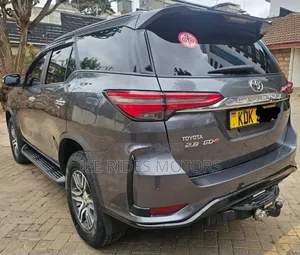 Toyota Fortuner 2016 Gray