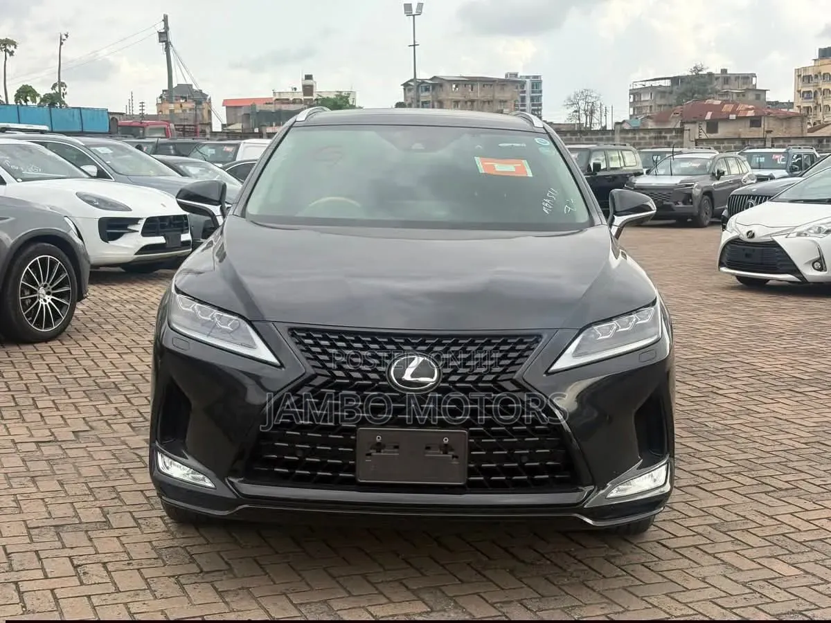 Lexus RX 300 2WD 2021