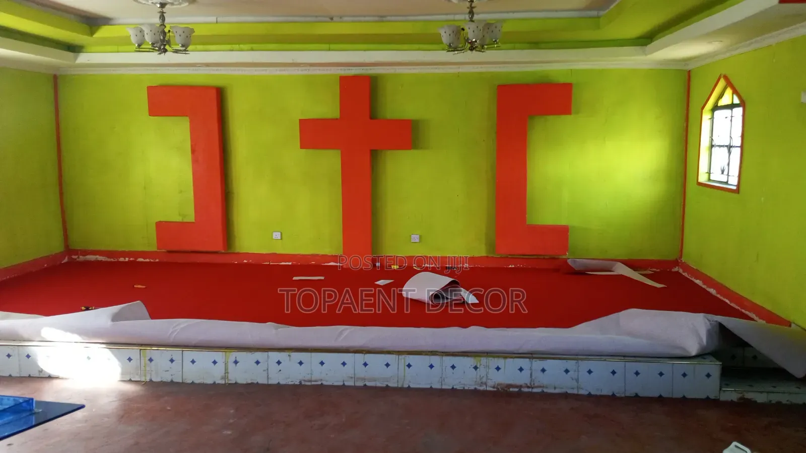 Red Carpets for Church Altar Decoration Wall to Wall Flooring Fitting