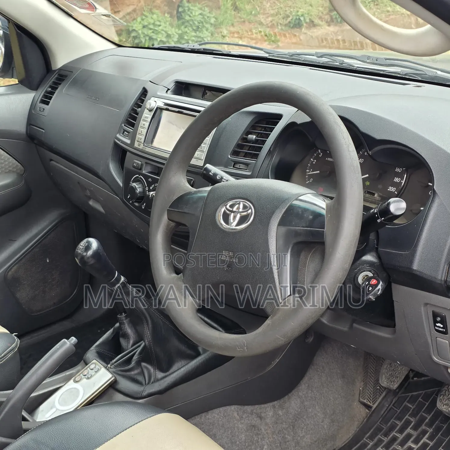 Toyota Hilux 3.0 D-4D 4x4 2014 Gray