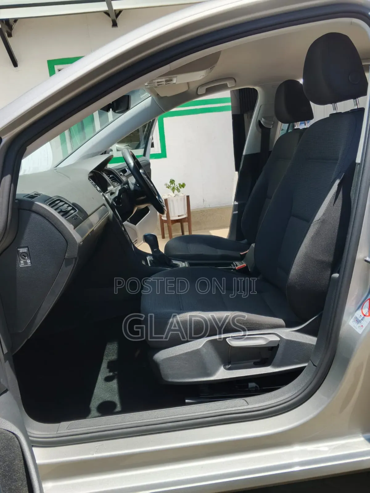Volkswagen Golf 2019 Silver