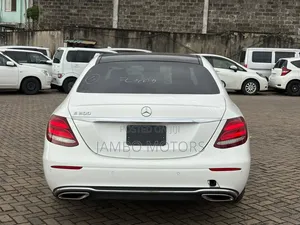 Mercedes-Benz E200 2020