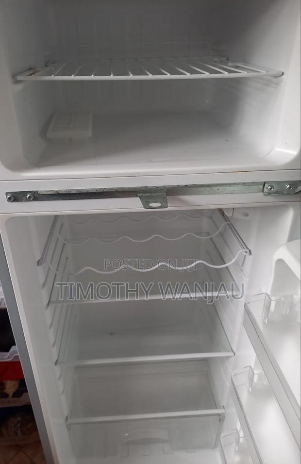 Refrigerator - thumbnail 2