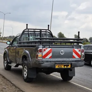 Toyota Hilux 3.0 D-4D 4x4 2014 Gray