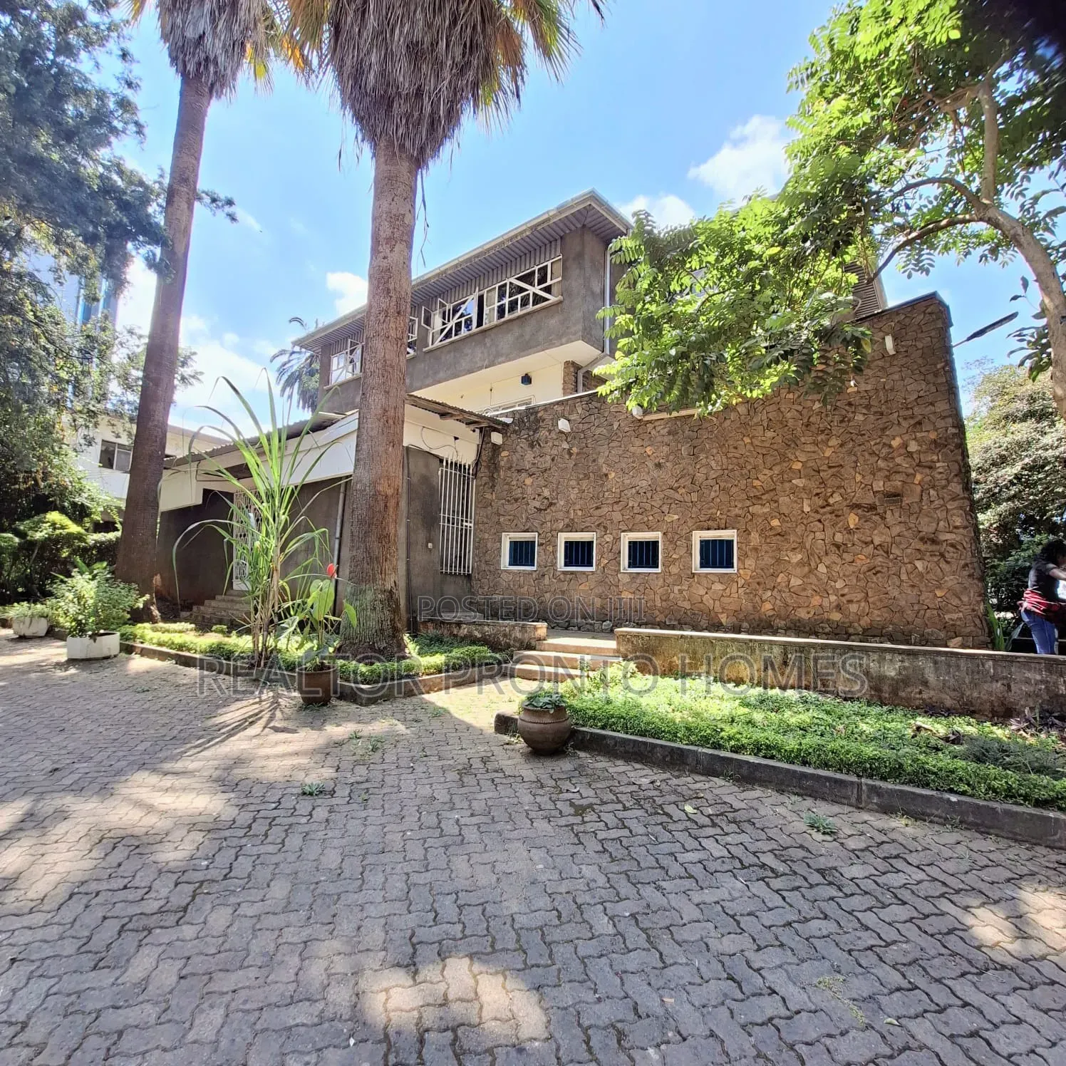 Commercial Property for Office Use