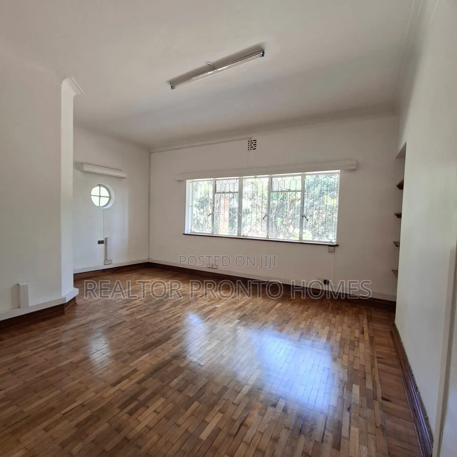 Commercial Property for Office Use