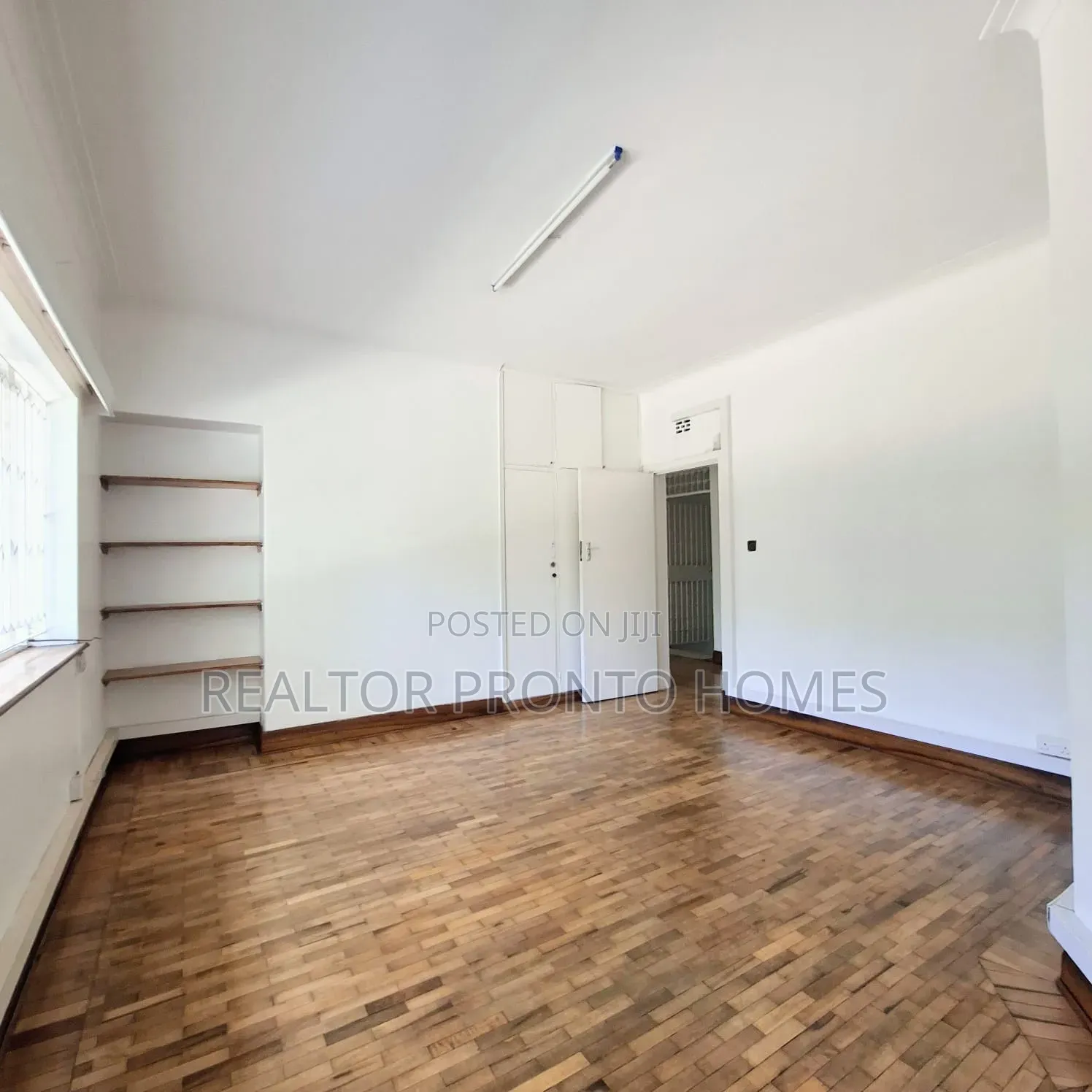 Commercial Property for Office Use