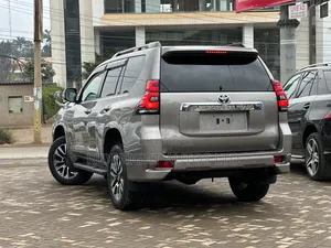 Toyota Land Cruiser Prado 2020 Ivory