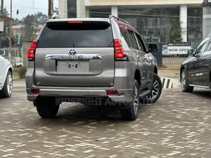Toyota Land Cruiser Prado 2020 Ivory