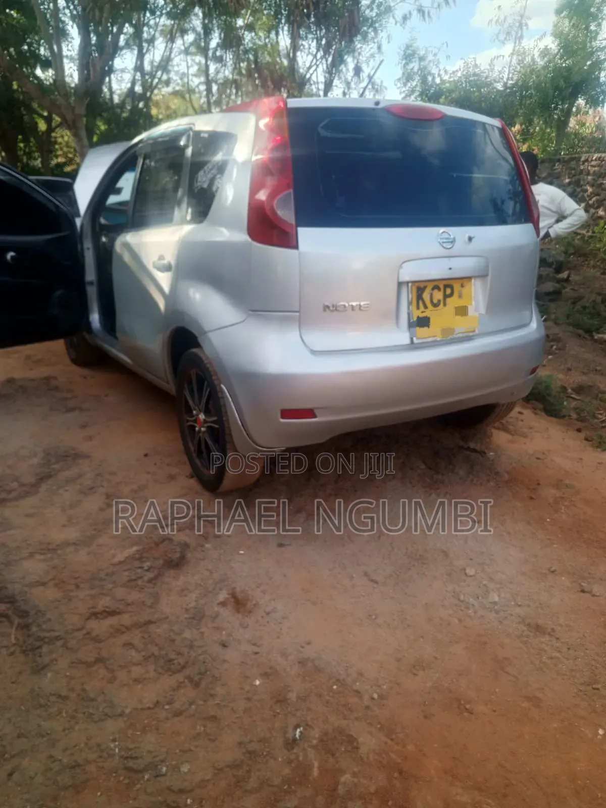 Nissan Note 2012 Silver