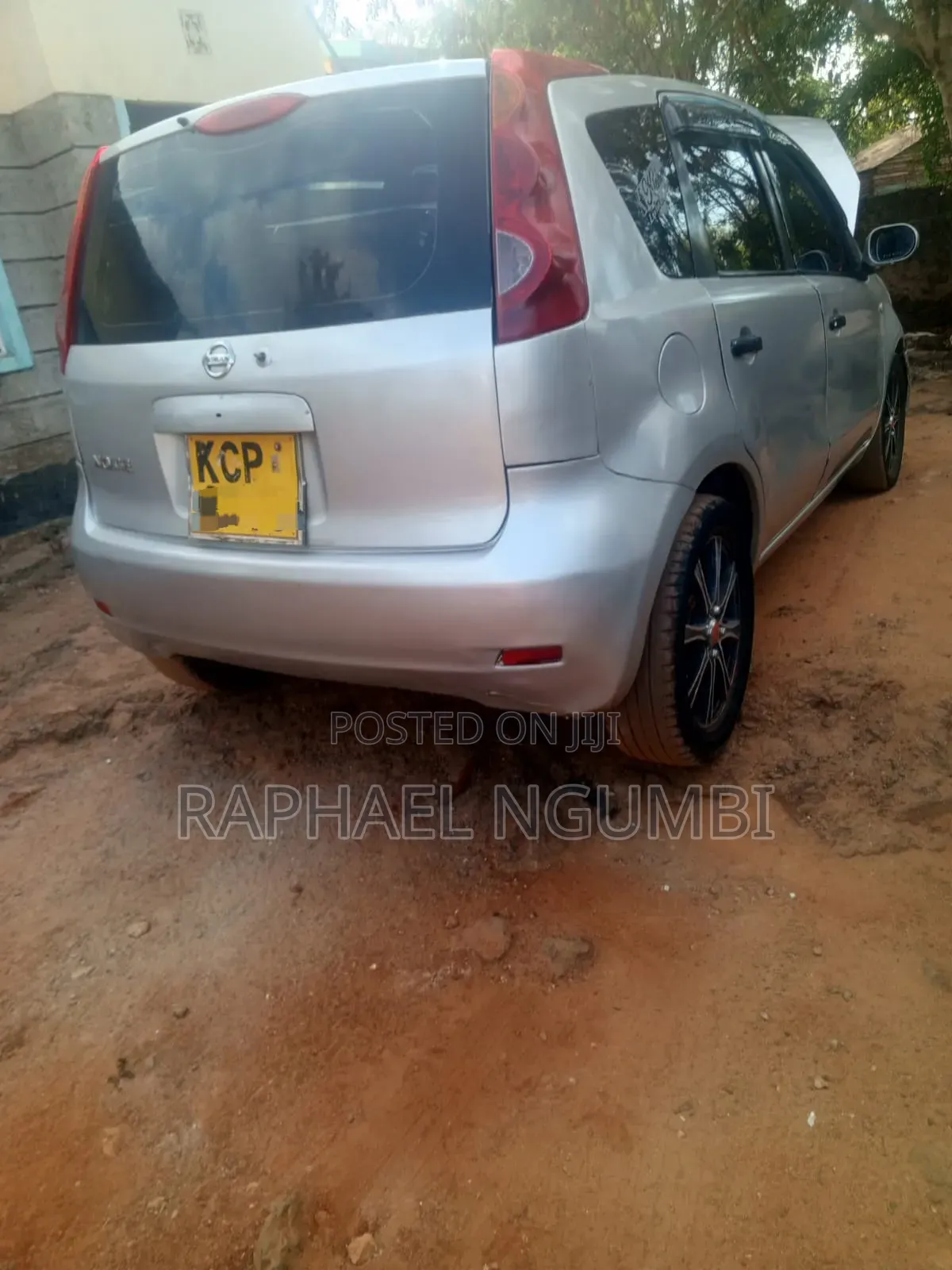 Nissan Note 2012 Silver