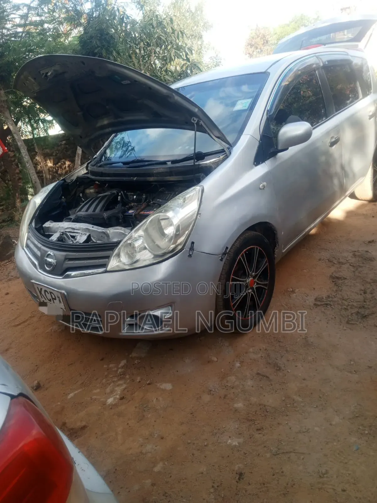 Nissan Note 2012 Silver