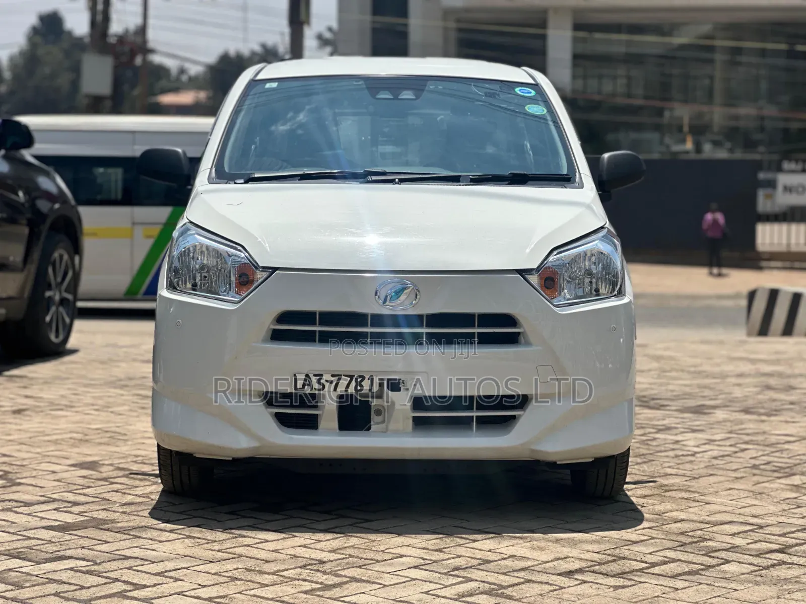 Daihatsu Mira 2019 White
