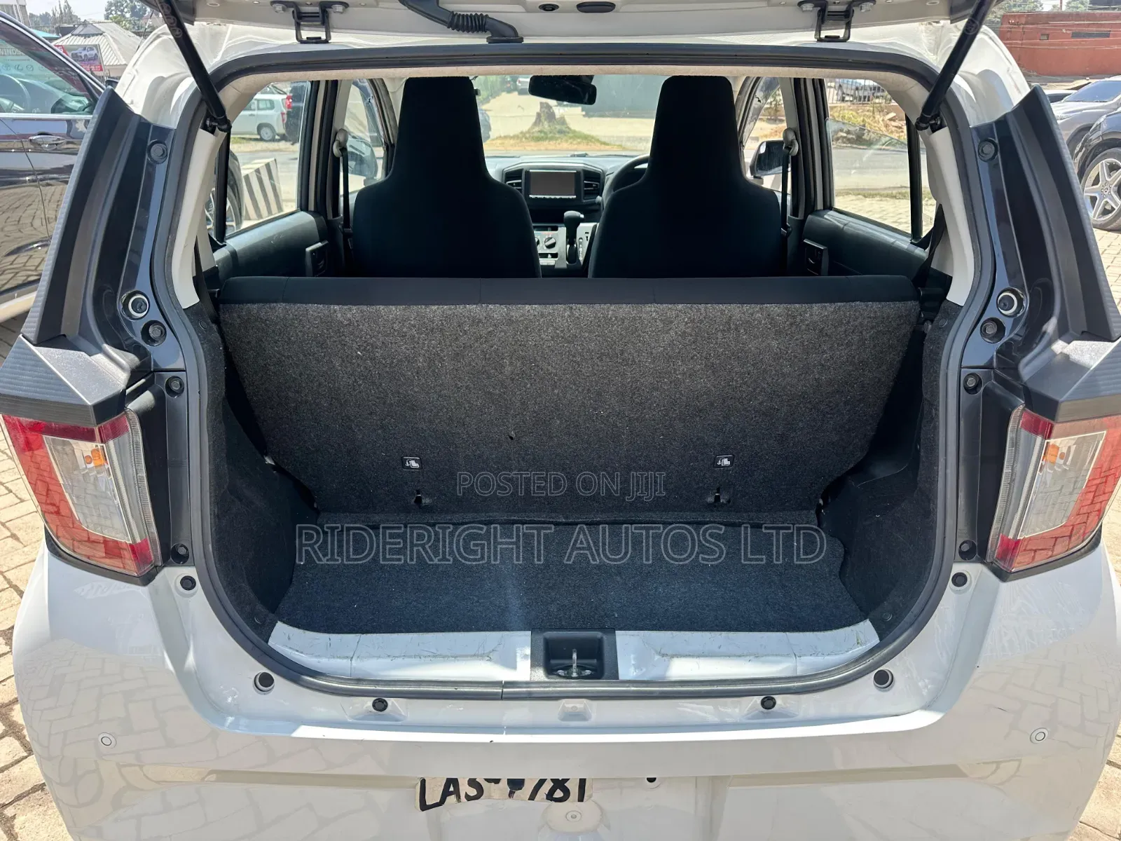 Daihatsu Mira 2019 White