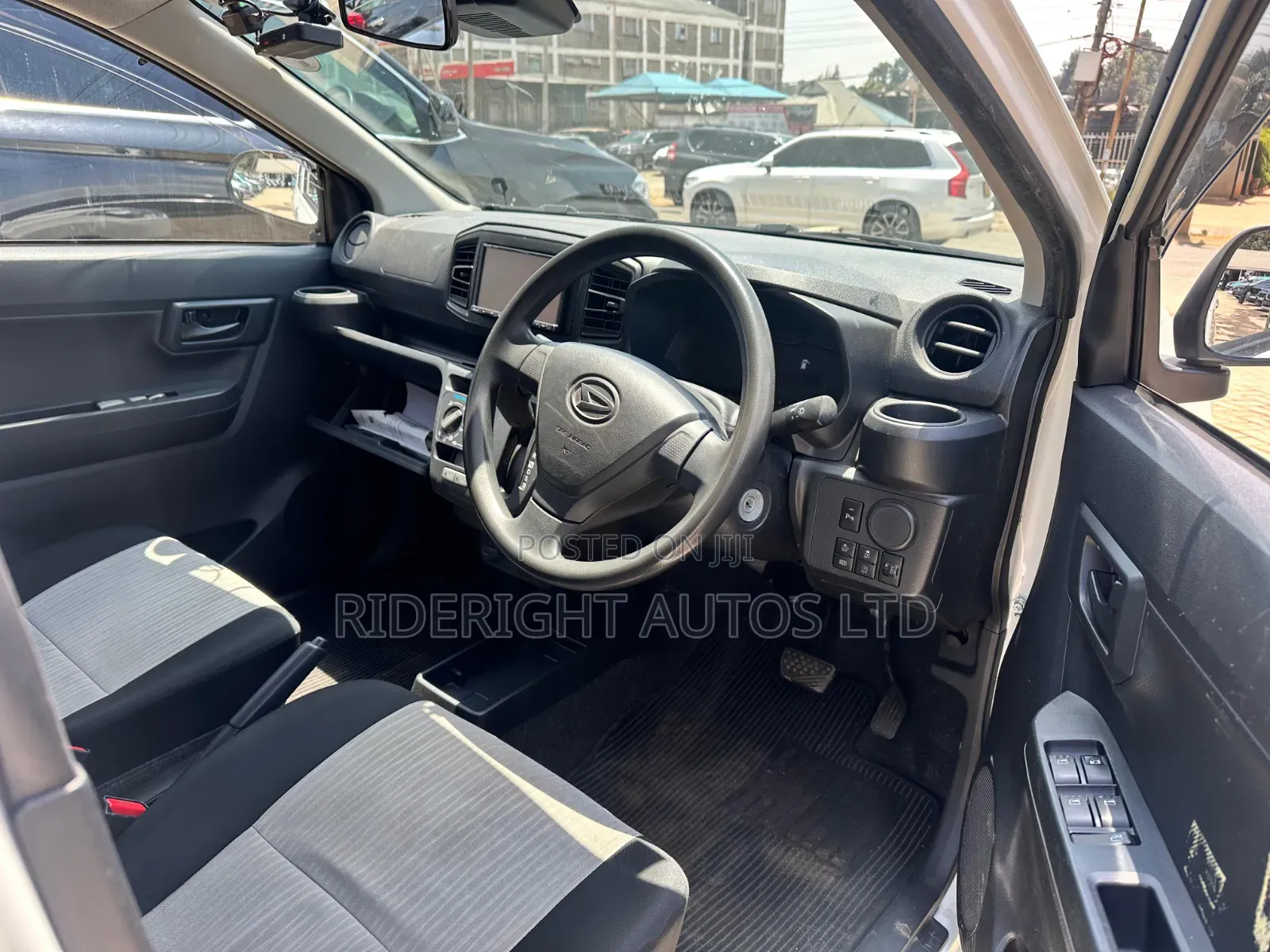 Daihatsu Mira 2019 White