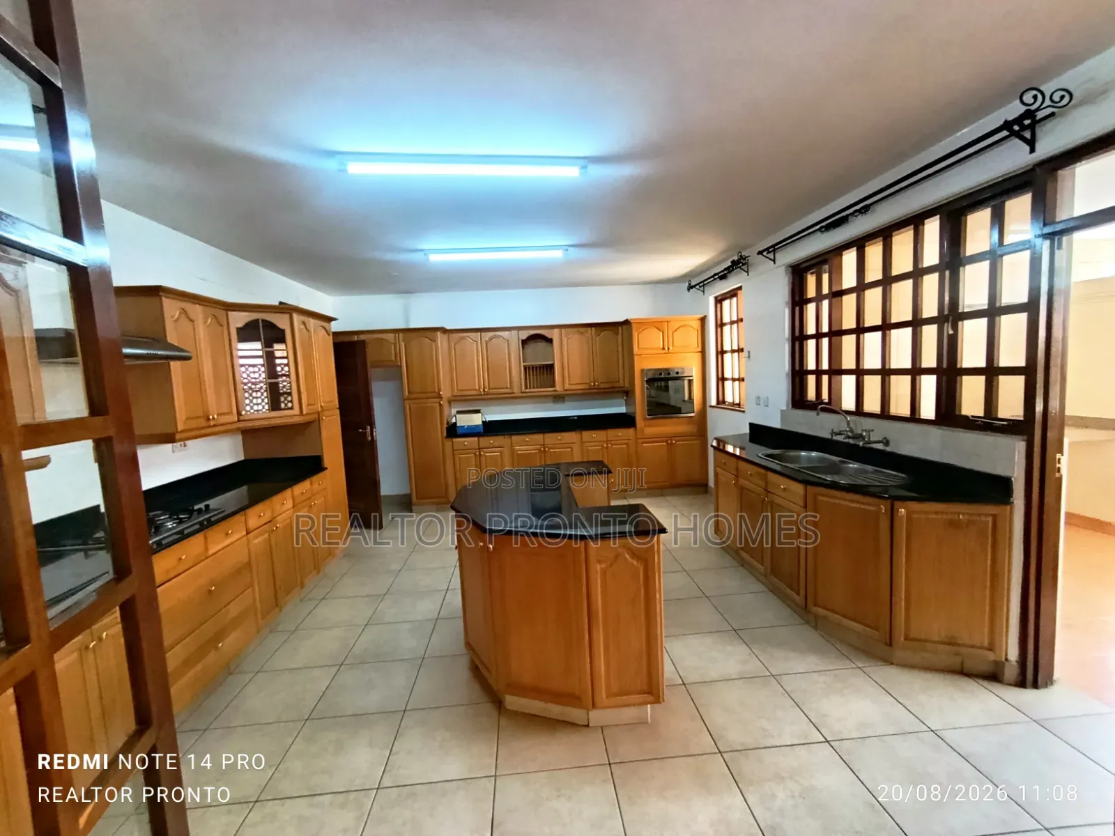 3bdrm Apartment in Lavington, Valley Arcade for rent