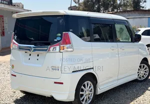 Suzuki Solio 2019 White